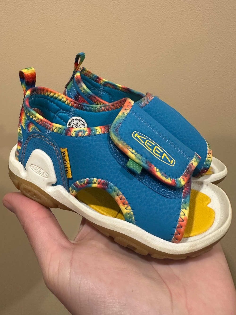 KEEN Toddlers Knotch River Open Toe Sandal in Tie Dye/ Vivid Blue